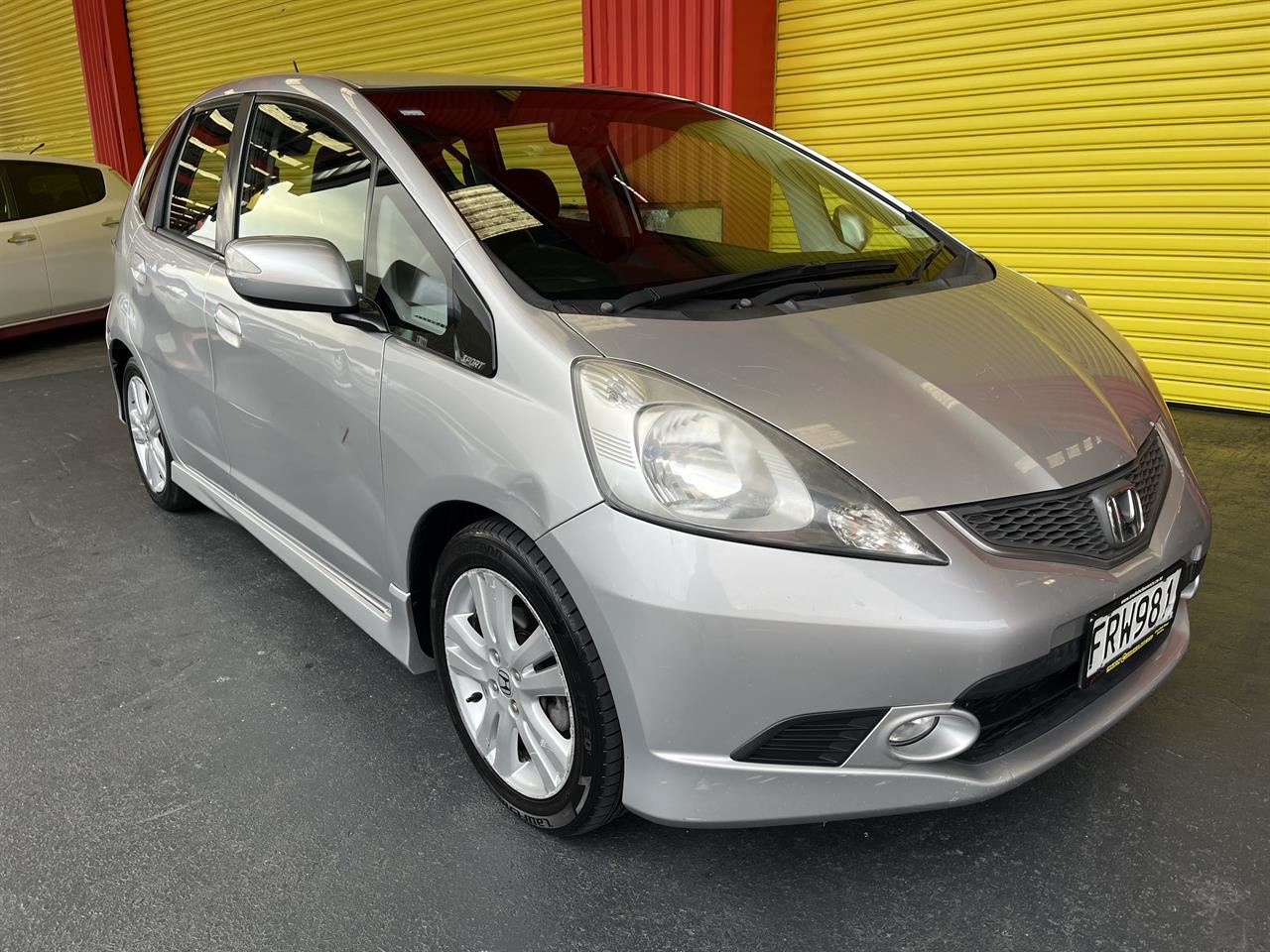 Vehicle image 1
