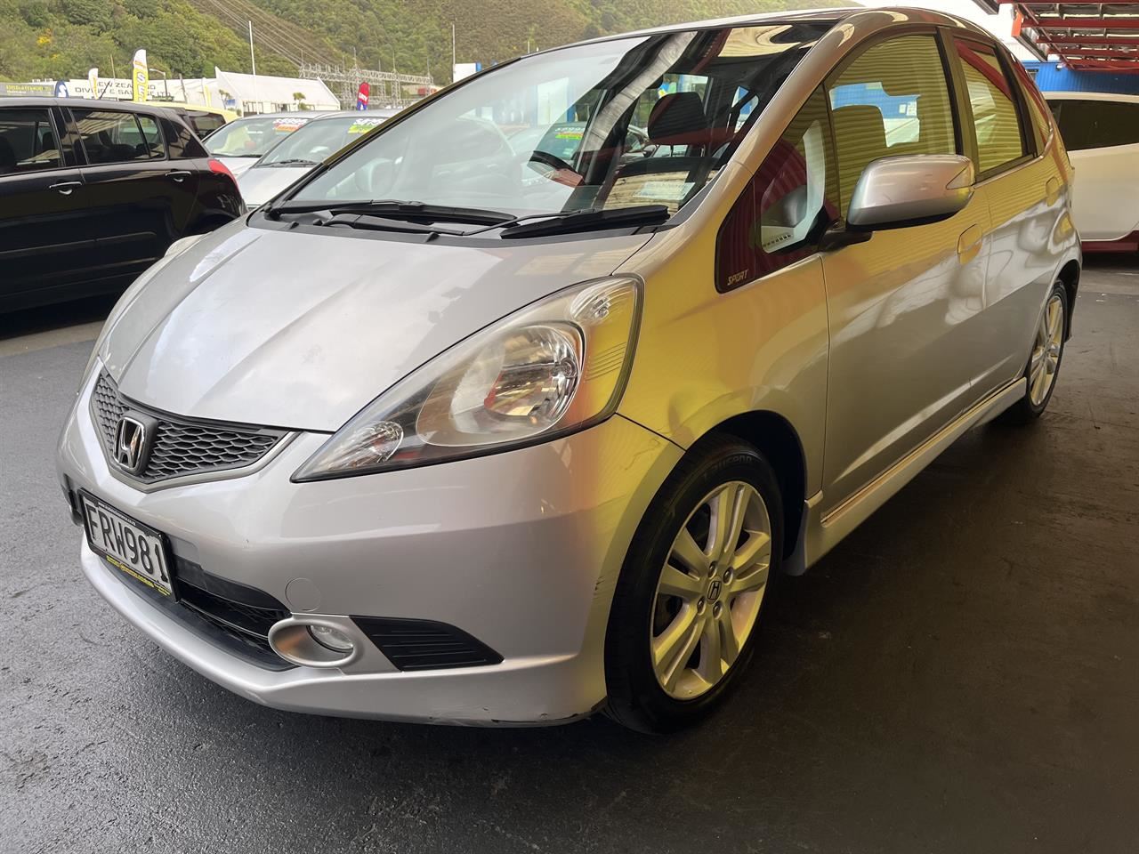 Vehicle image 3