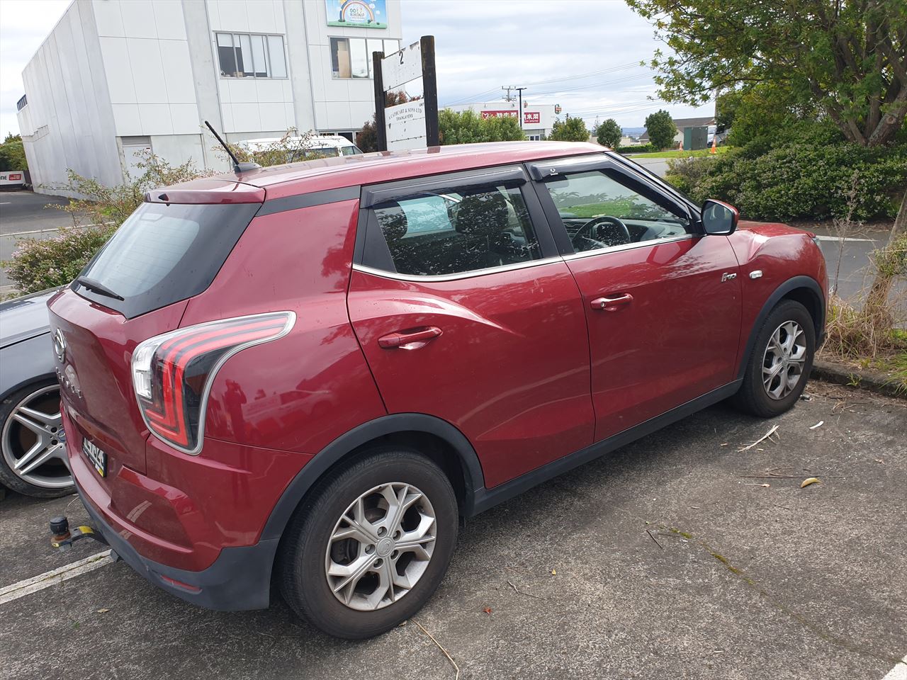 Vehicle image 2