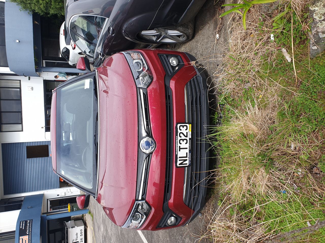Vehicle image 3