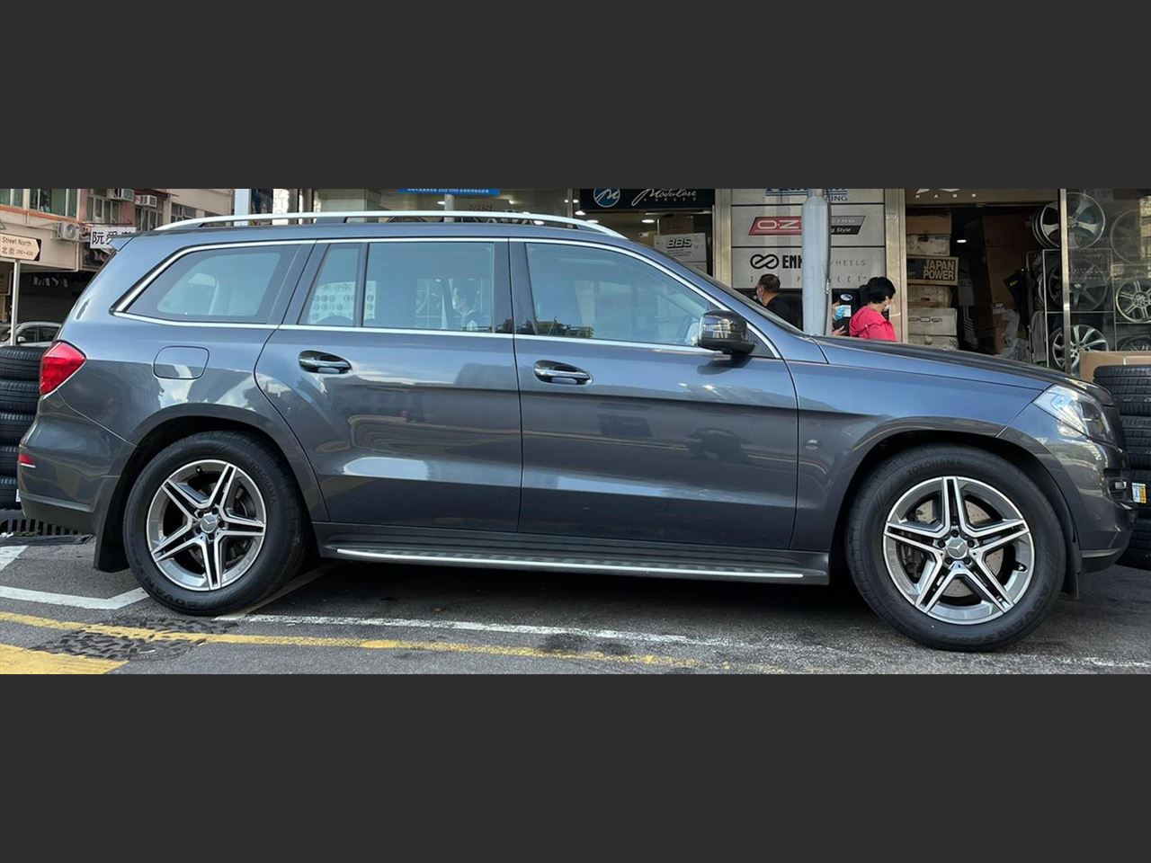 Vehicle image 1