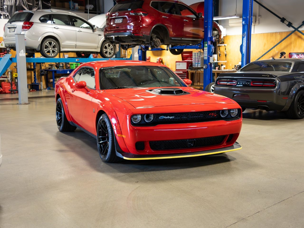 Vehicle image 4