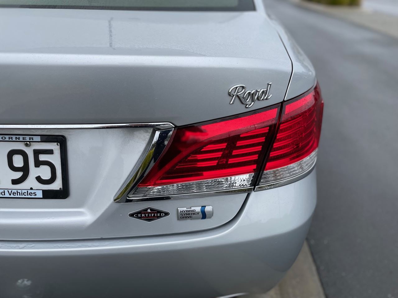 Vehicle image 3