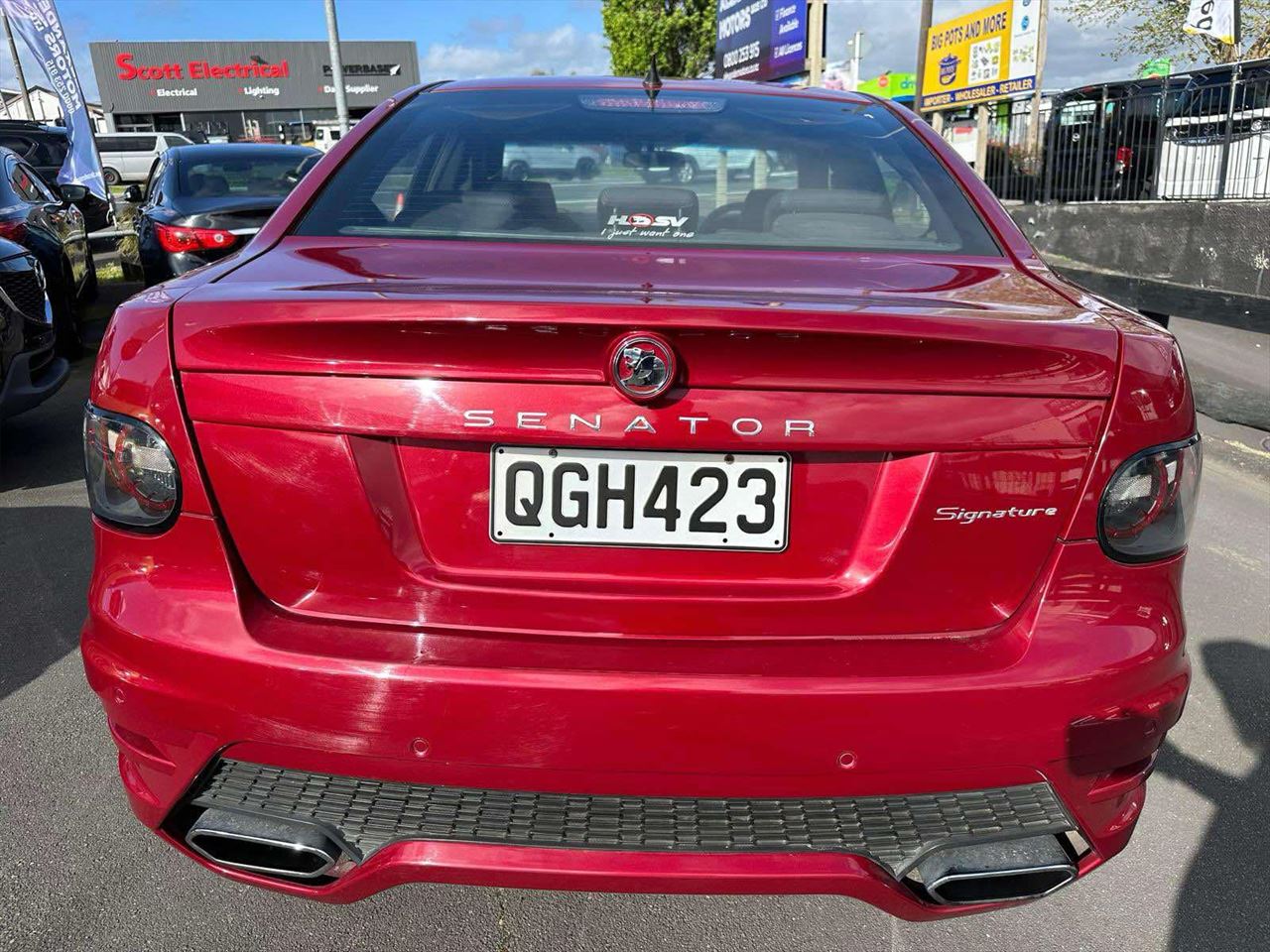 Vehicle image 4