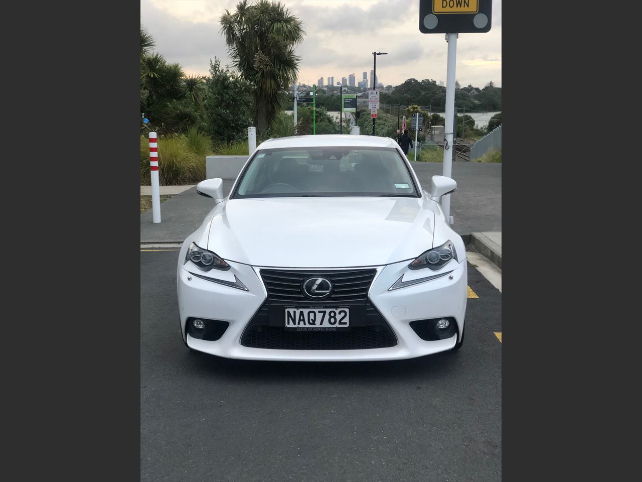 Vehicle image 3