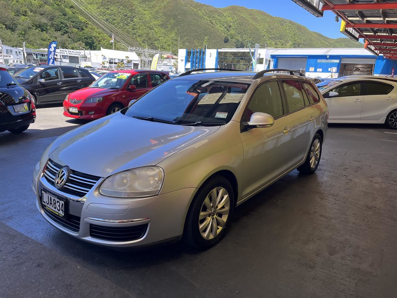 Vehicle image 3