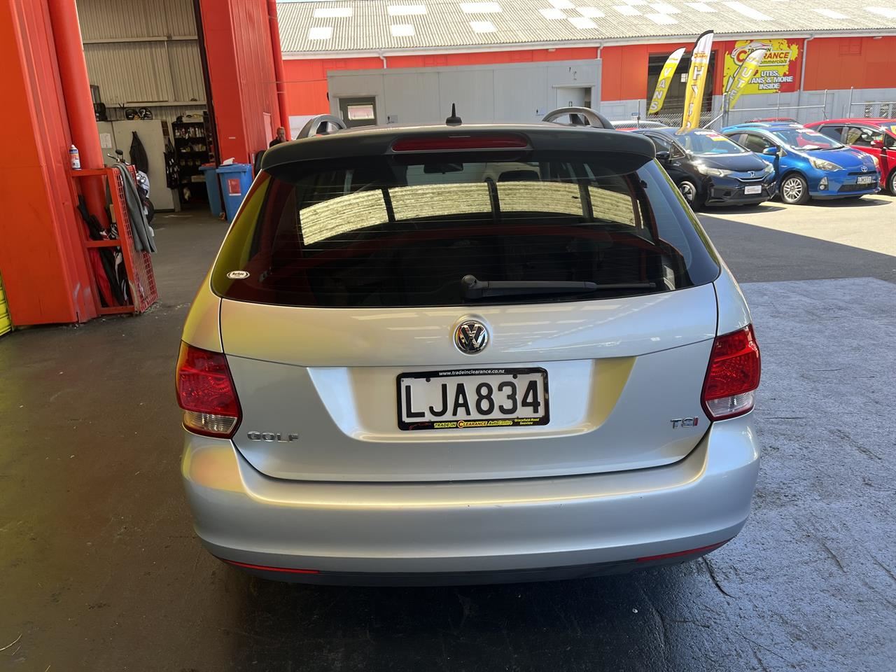 Vehicle image 5