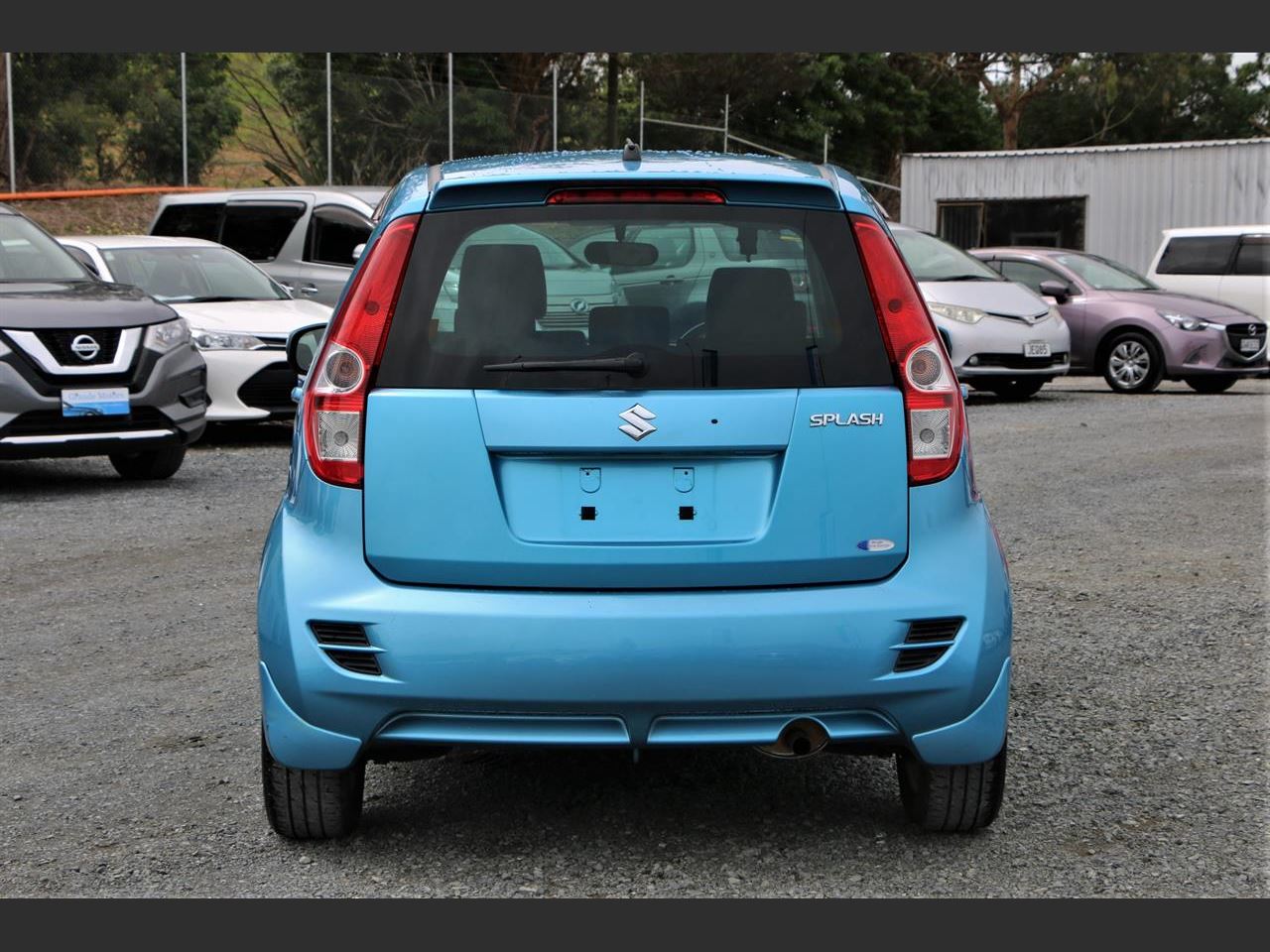Vehicle image 5