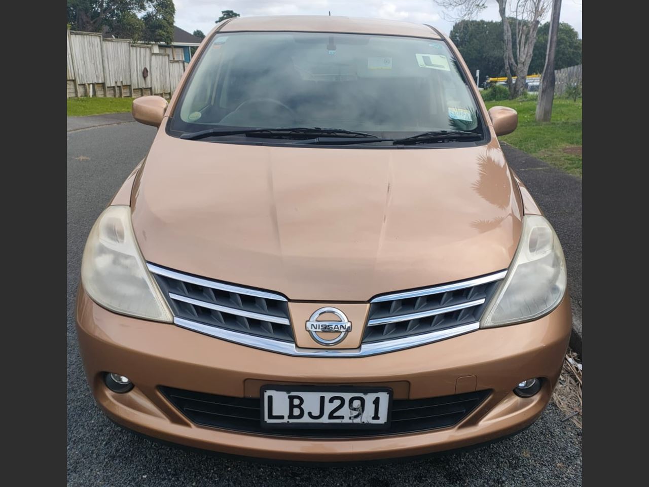 Vehicle image 4