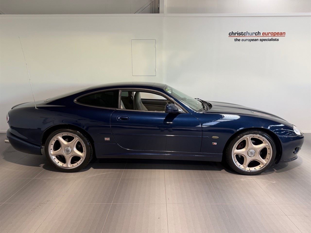 Vehicle image 3
