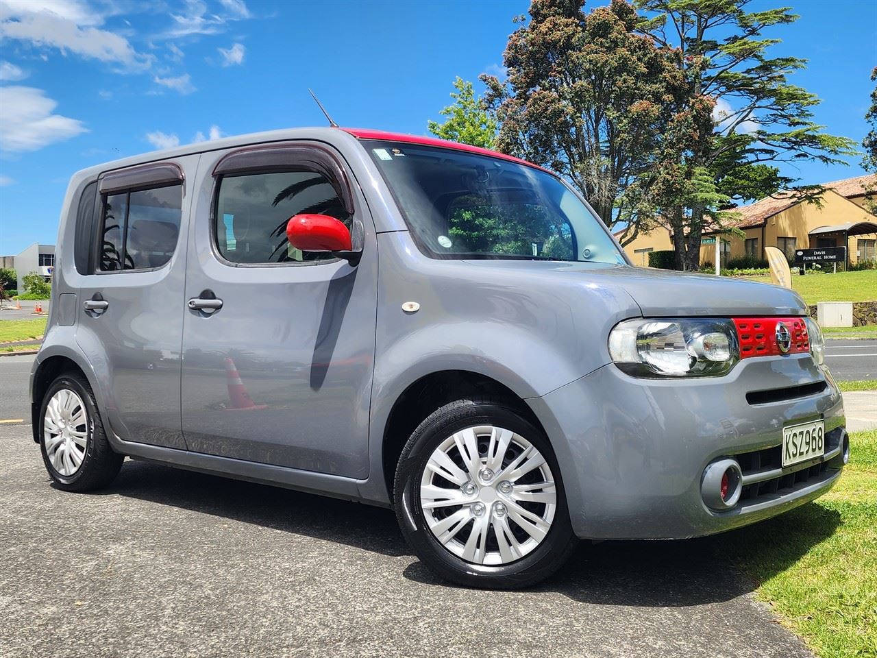 Vehicle image 1