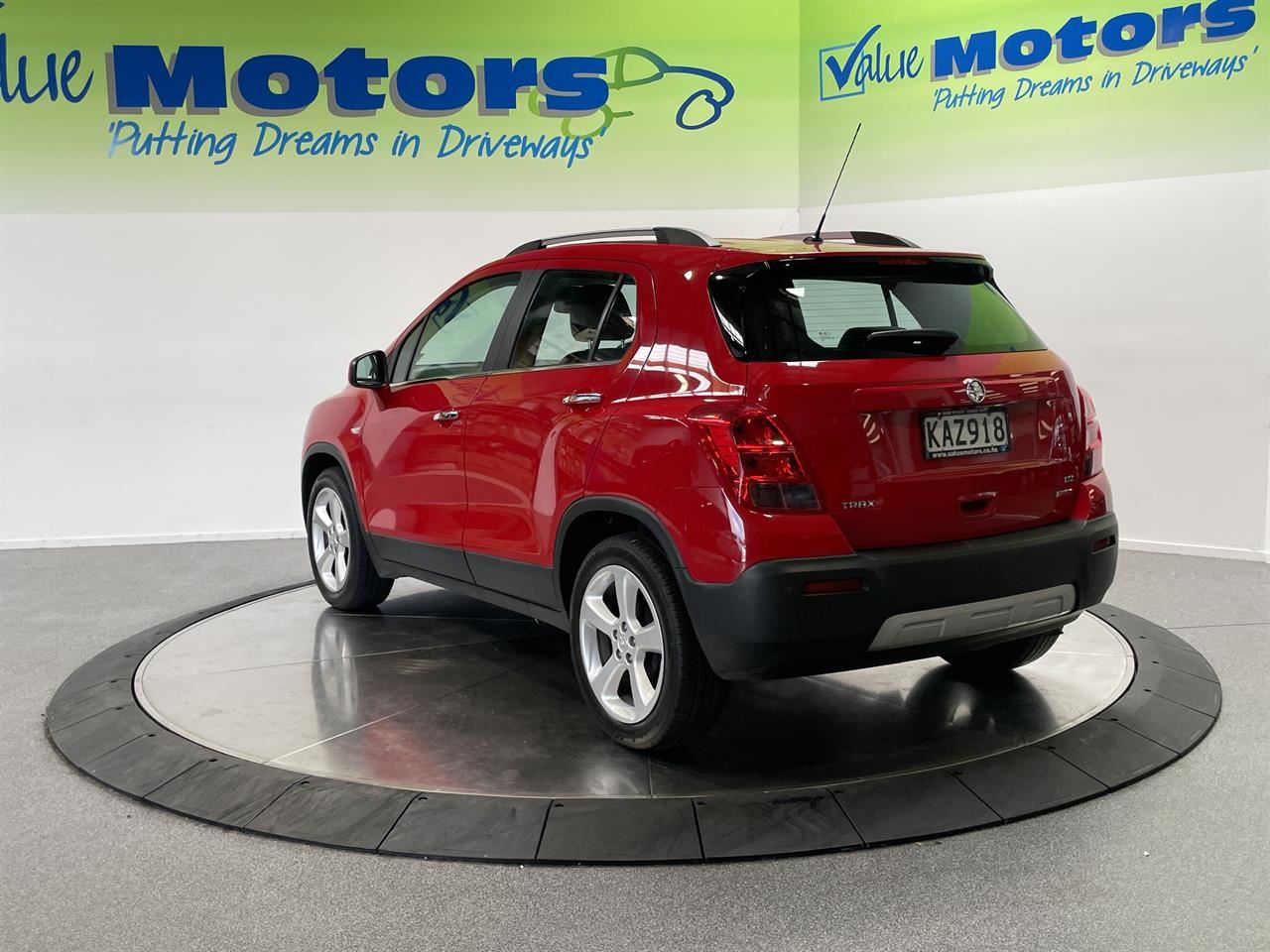 Vehicle image 5