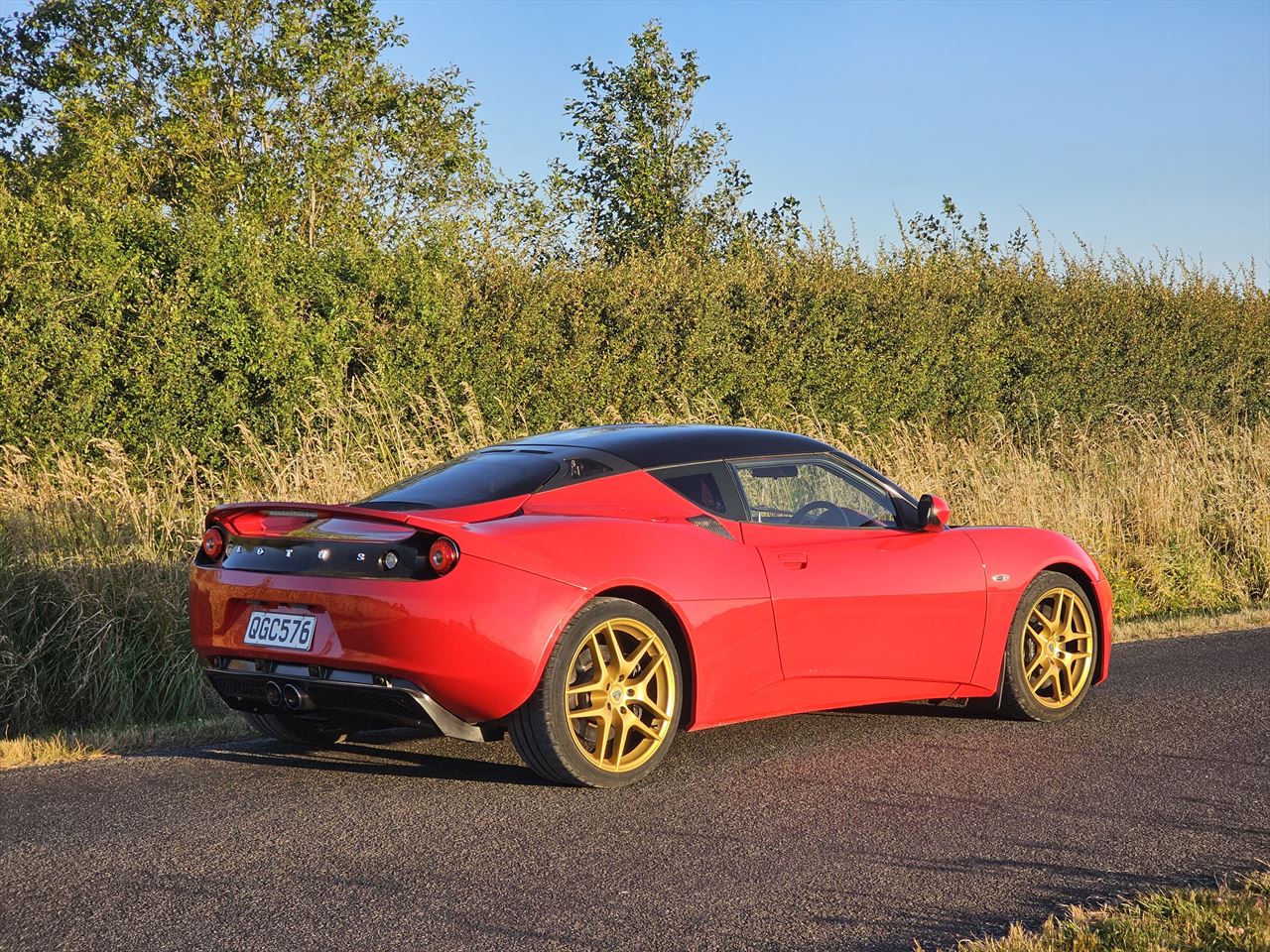 Vehicle image 4