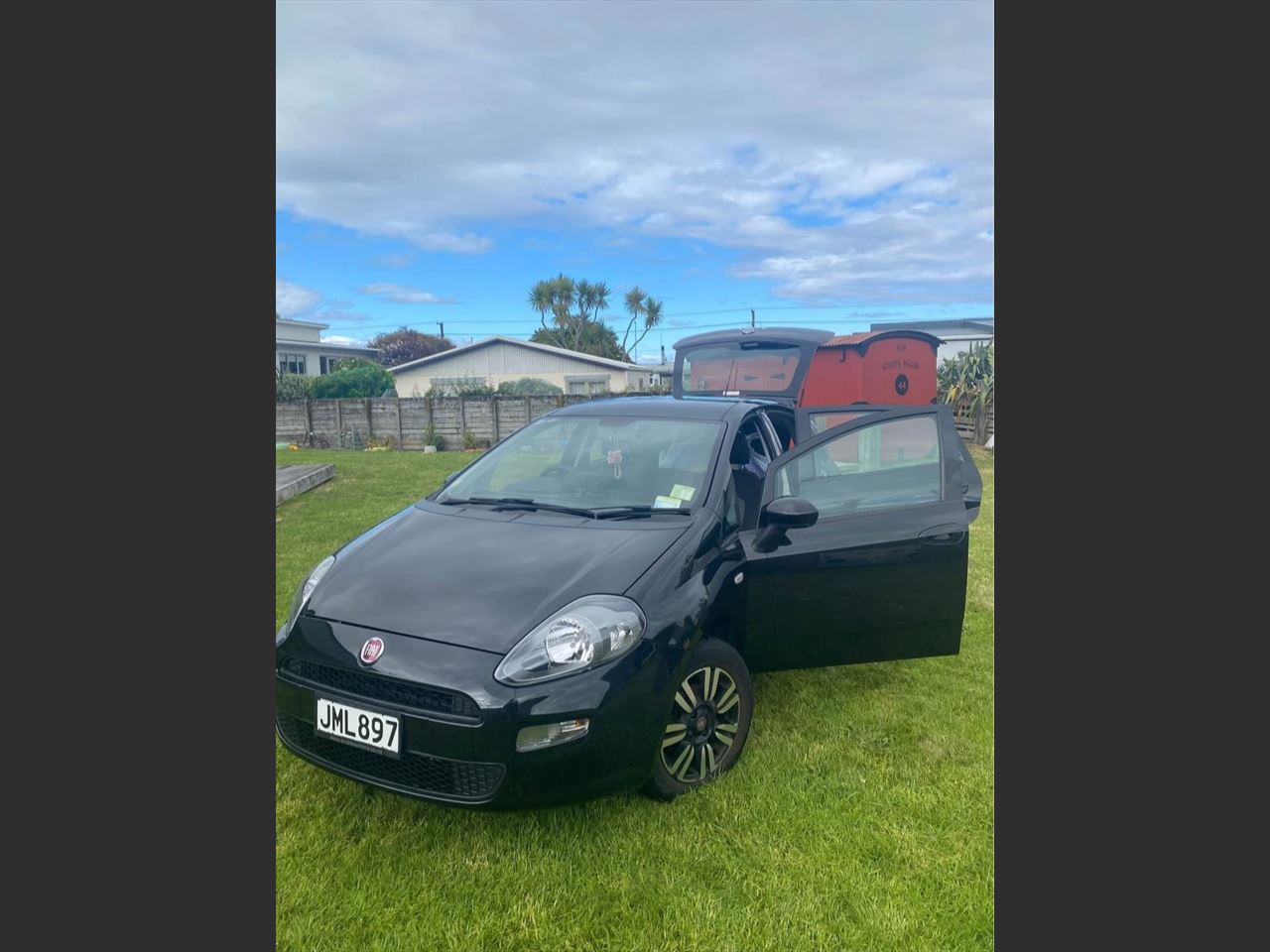 Vehicle image 1