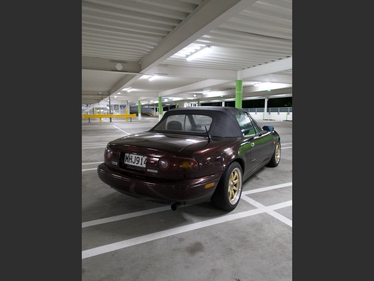 Vehicle image 3