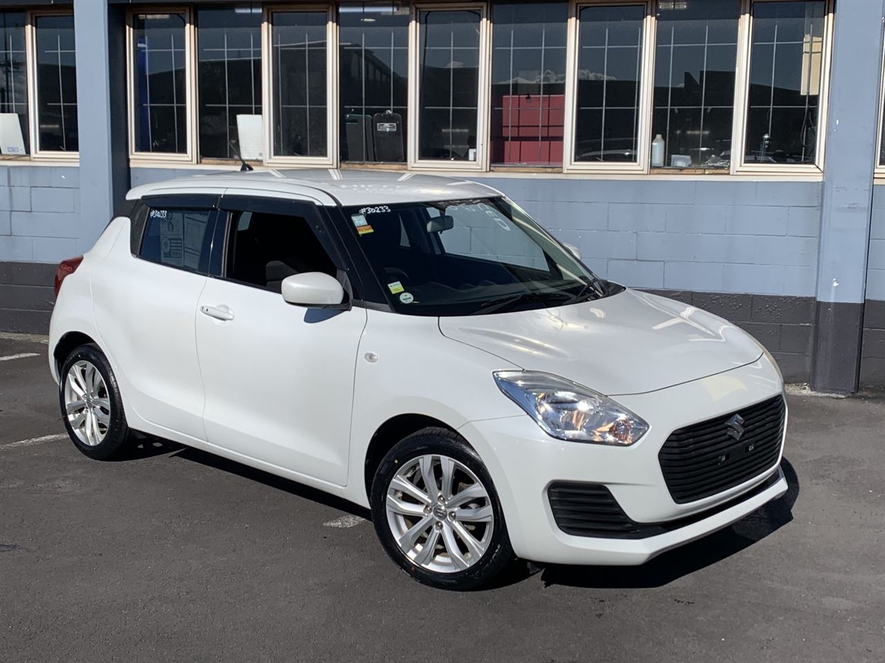 Vehicle image 1