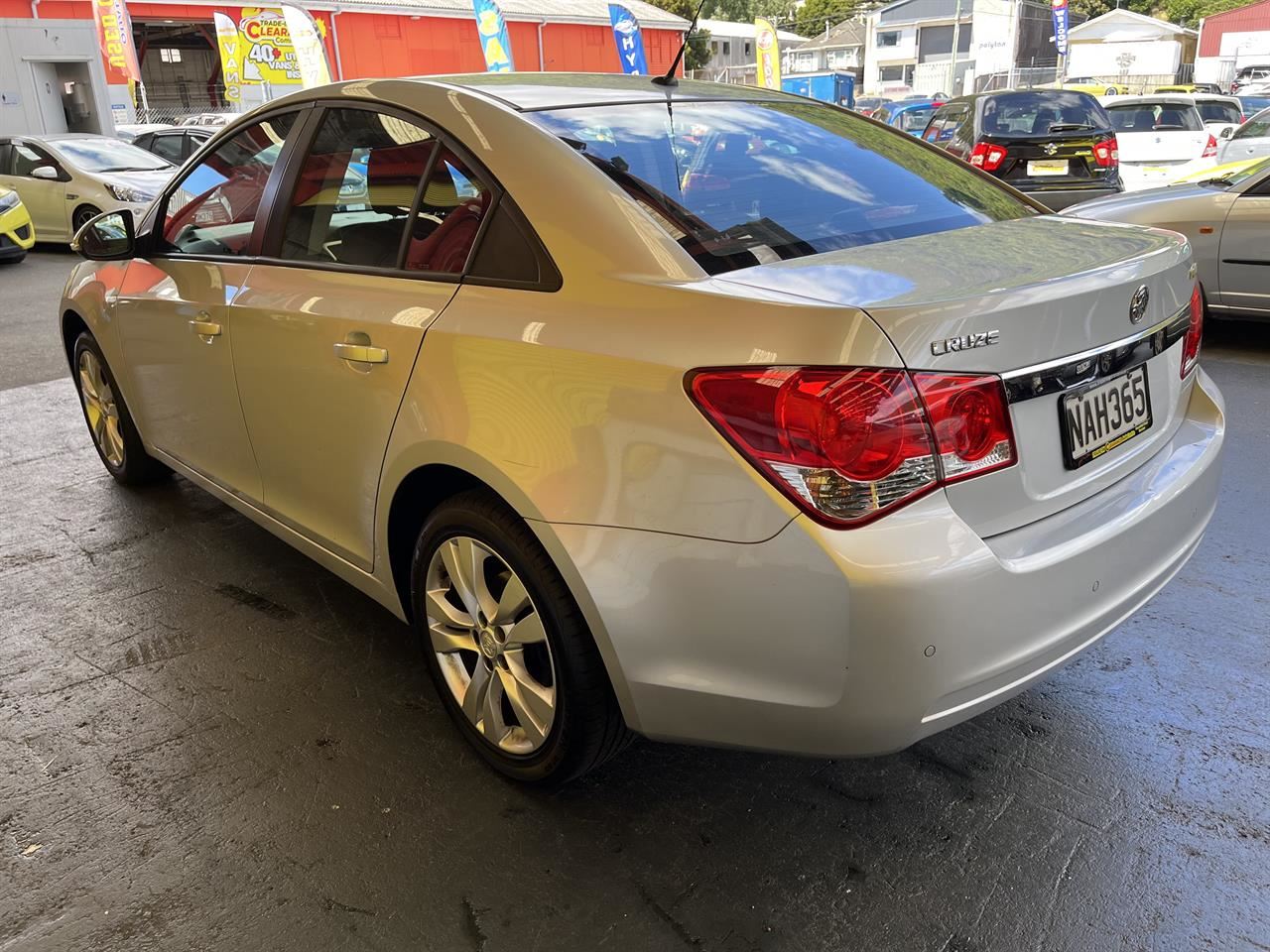 Vehicle image 4
