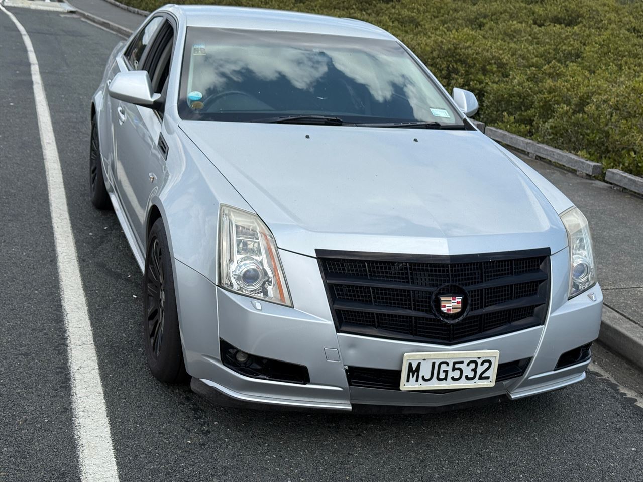 Vehicle image 5