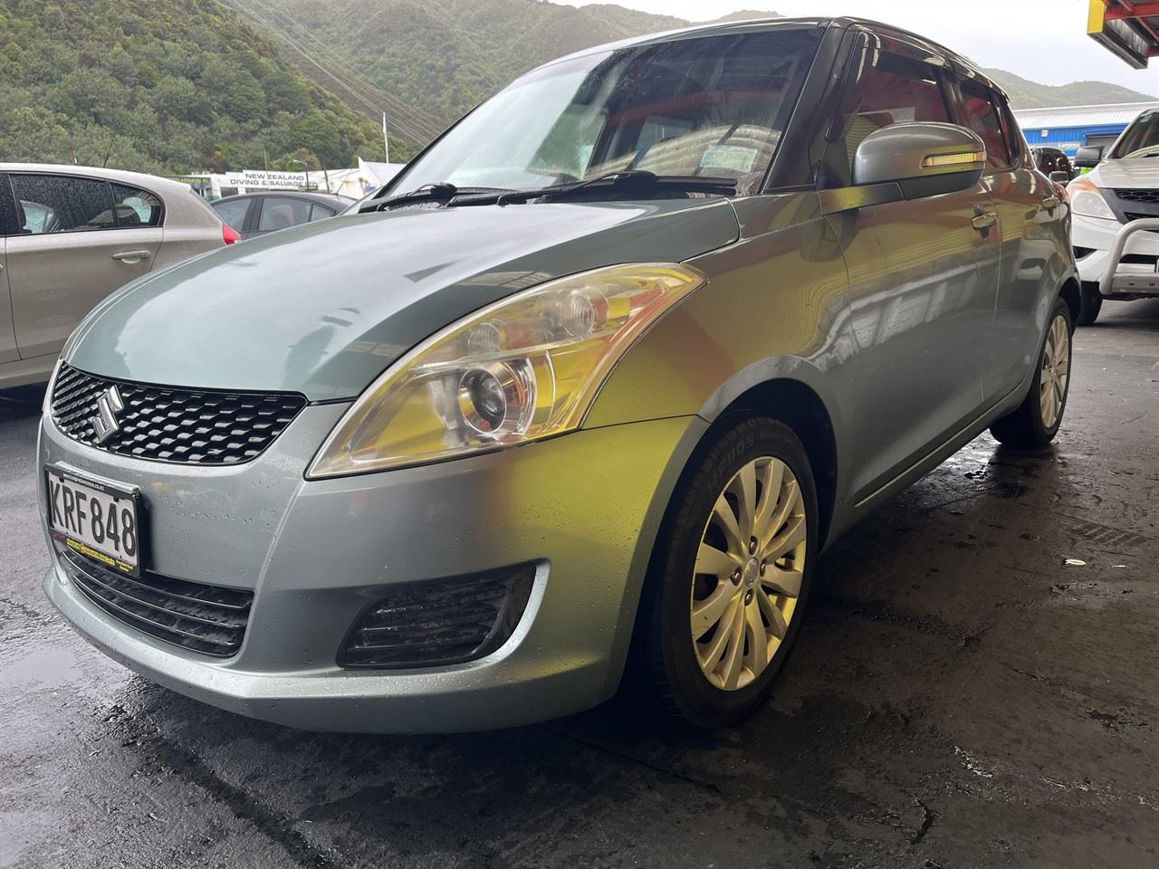 Vehicle image 3