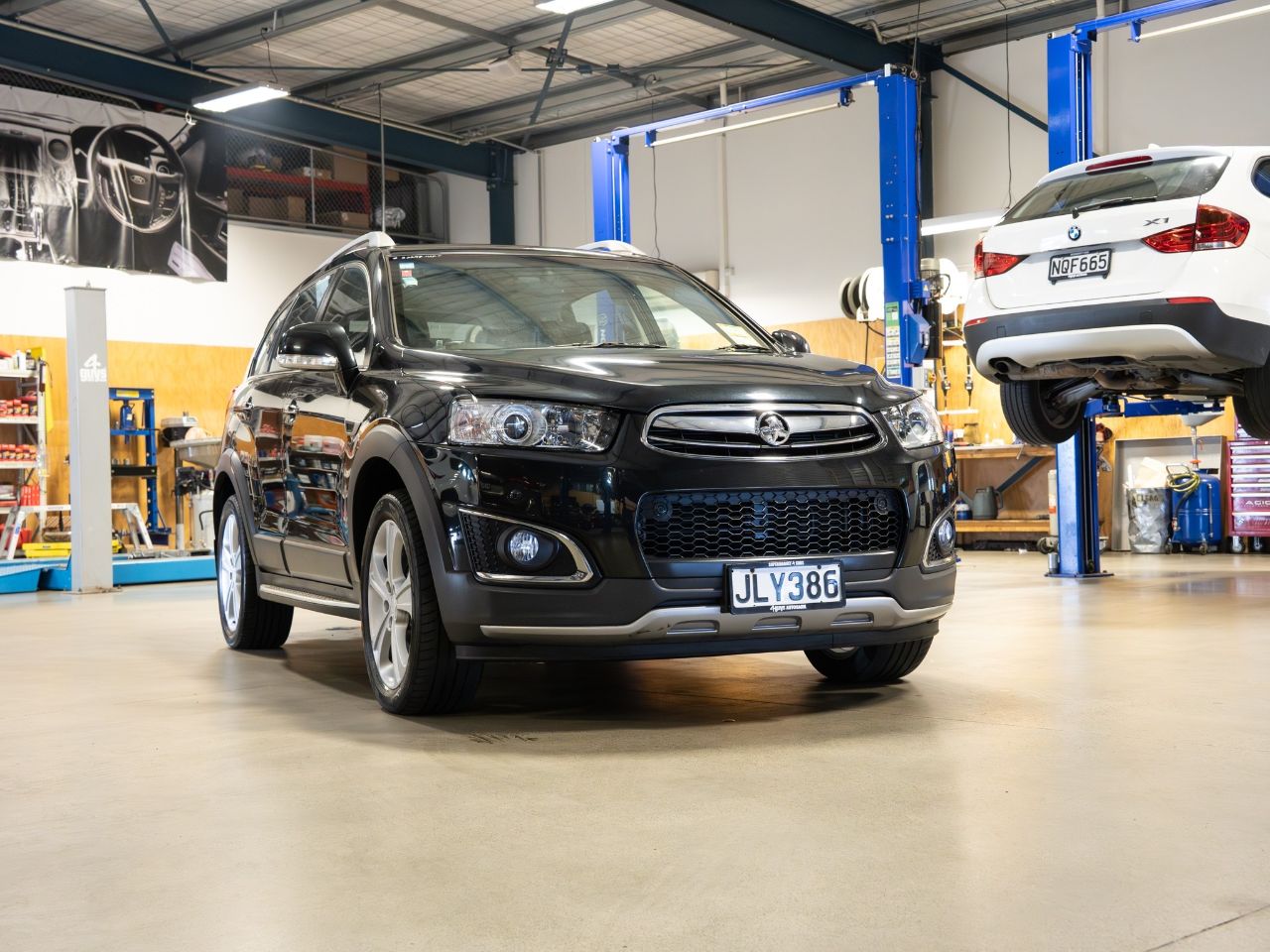 Vehicle image 3