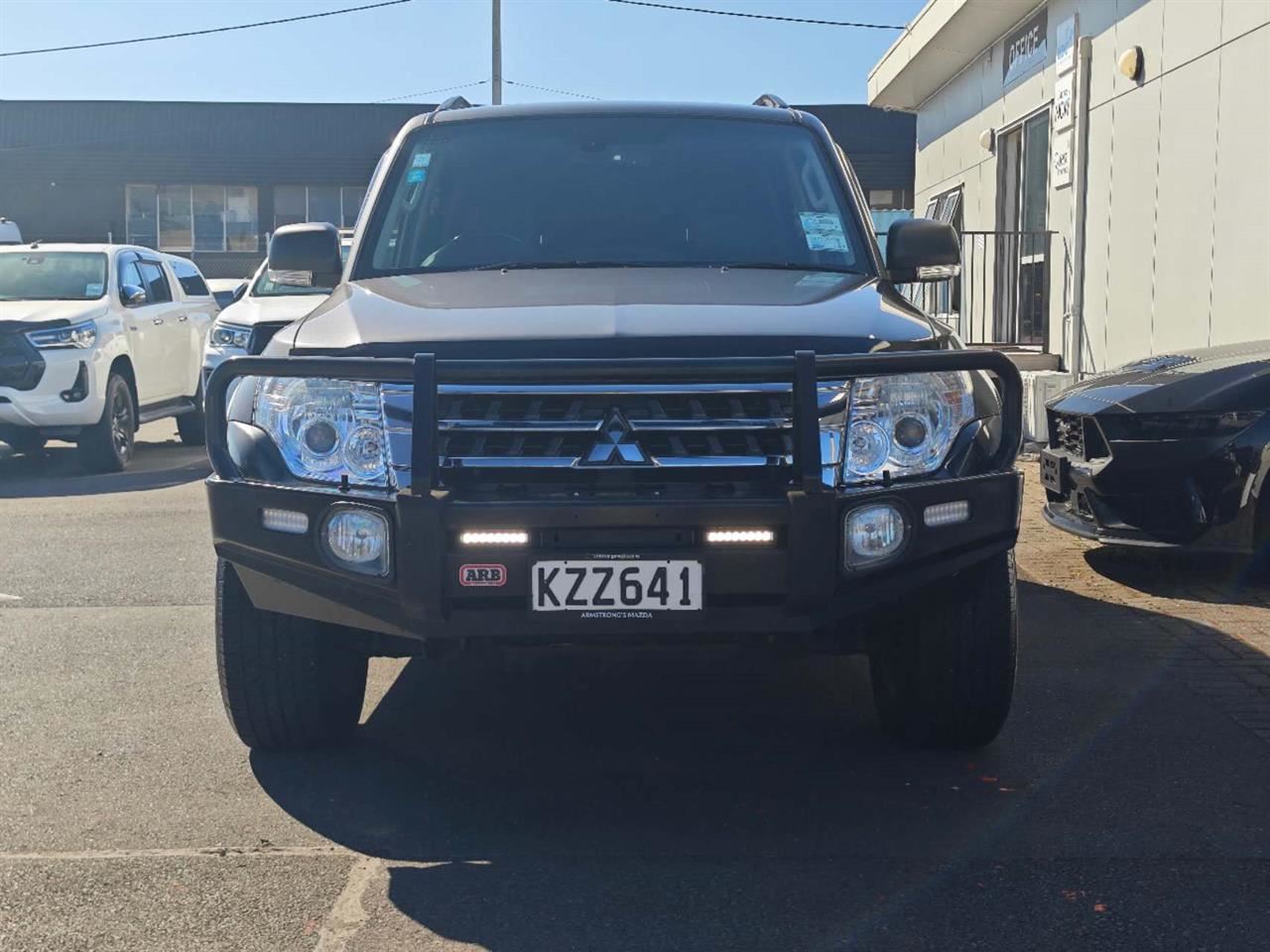 Vehicle image 3