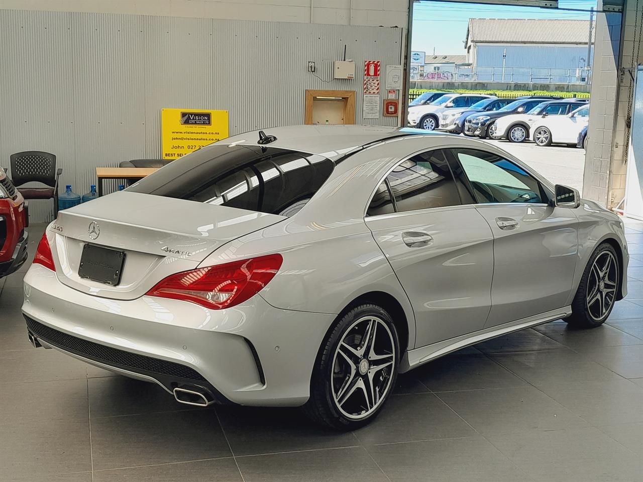 Vehicle image 4