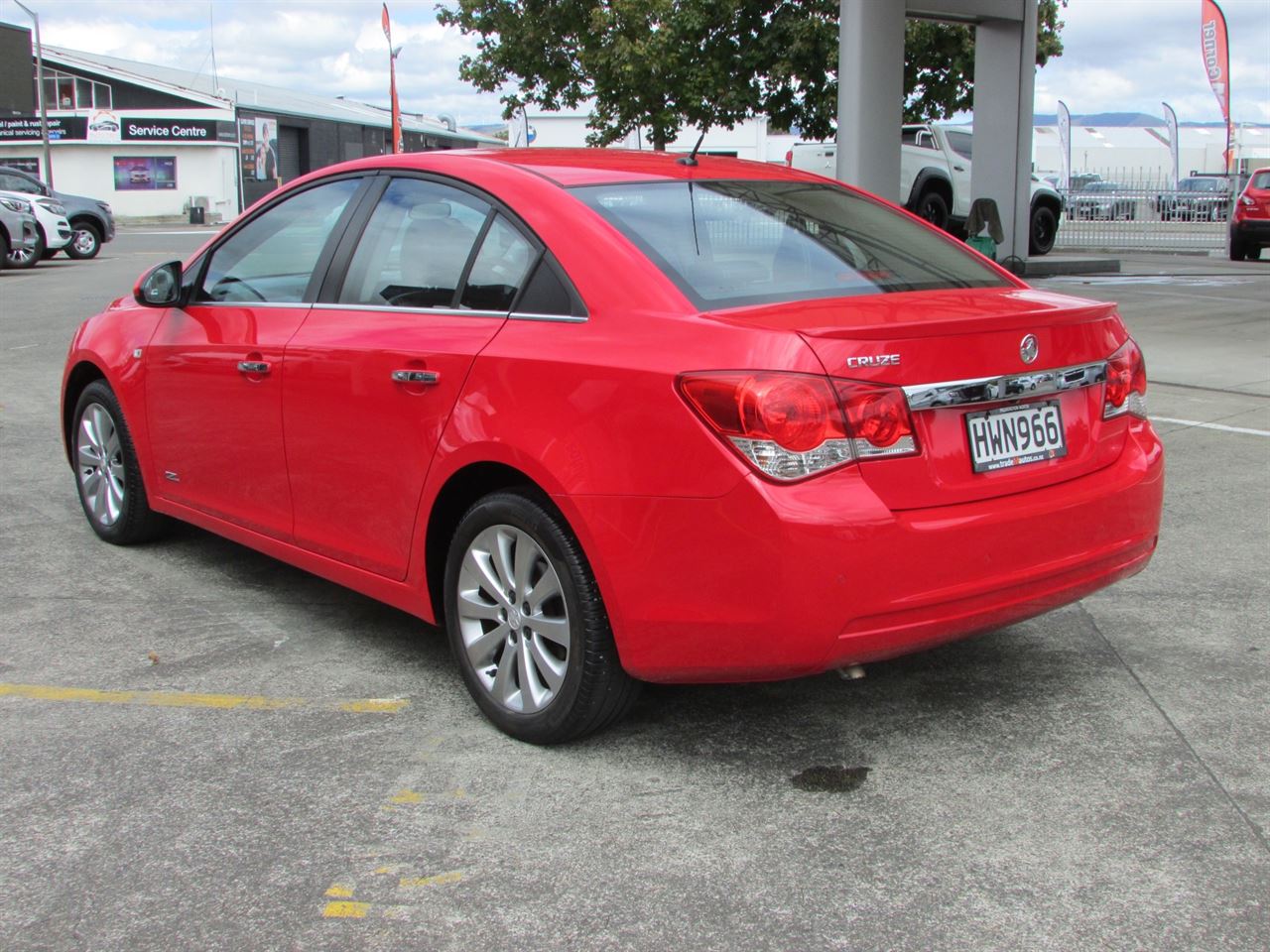 Vehicle image 5